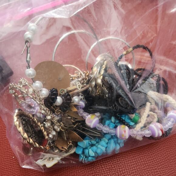 Wearable & Repurpose Jewelry Lot Almost 1 POUND Untested - Picture 1 of 8
